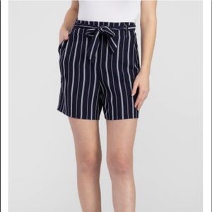 Getaway navy pinstripe shorts